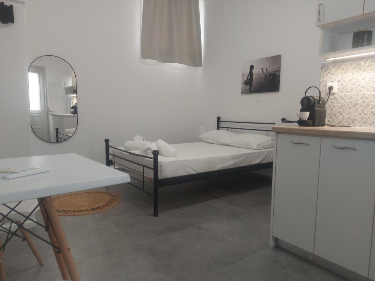 Anemela Studio Basic Naxos City Exteriör bild